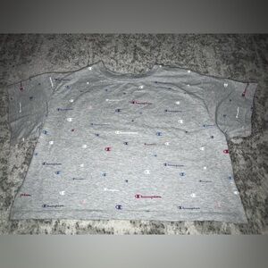 NWOT Champion Gray Logo Print Short Sleeve Cropped Top Size: Large never worn